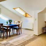 Fortuna Haupthaus Ii Og Links Ostseebad Heringsdorf